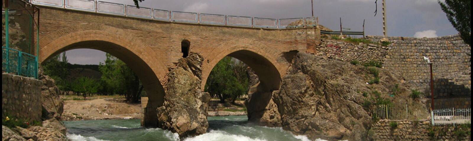 جسر زمان‌ خان